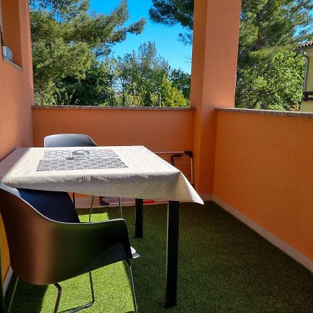 Ferienwohnung Juli No 2 Poreč Exterior foto
